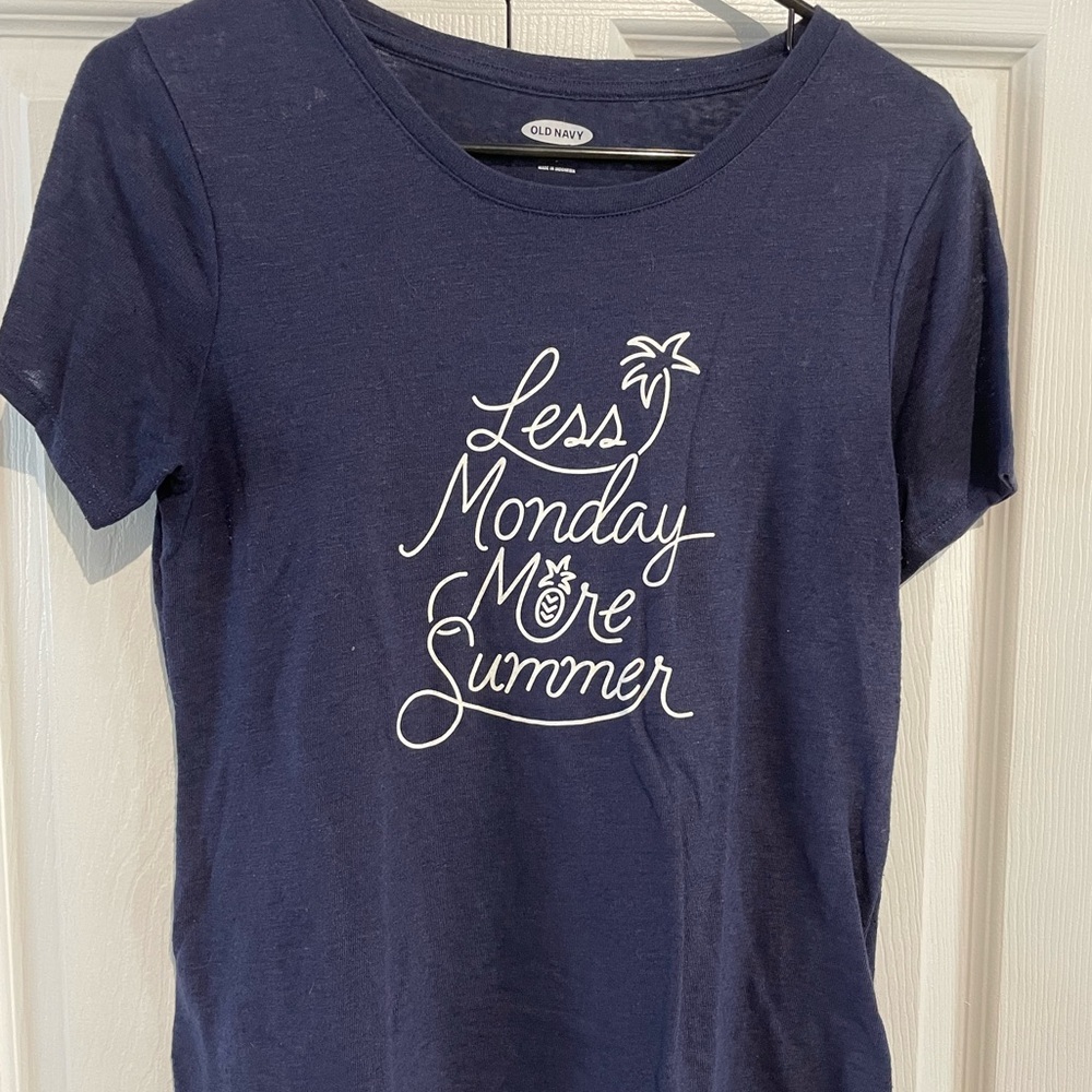 Old Navy Graphic Tee Summer Small